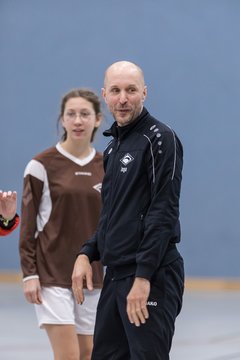 Bild 83 - C-Juniorinnen 2 Loewinnen Cup